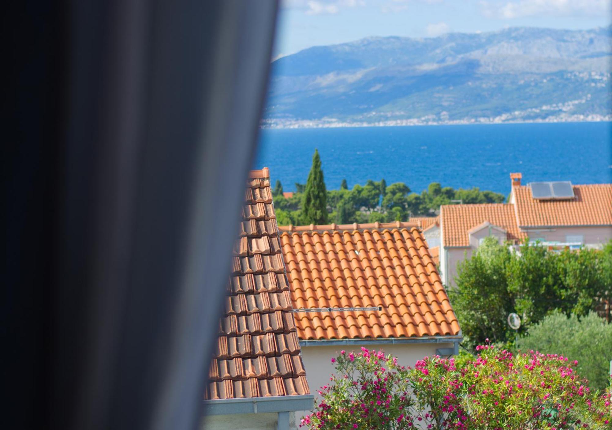 Apartments Residence Sunce Supetar - Cozy Base To Stay And Explore Island Brac Free Parking Exterior photo