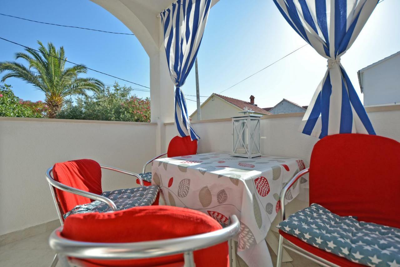 Apartments Residence Sunce Supetar - Cozy Base To Stay And Explore Island Brac Free Parking Exterior photo